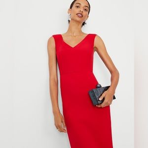 Ann Taylor The V-Neck Sheath Dress in Fluid Crepe 827526